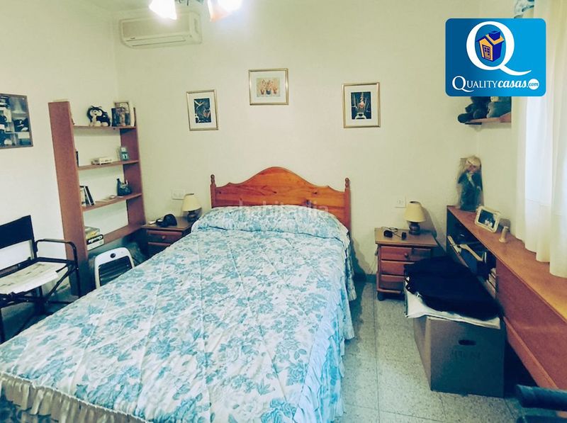 Foto 80f22fd0-e520-414c-804a-e496c4d8e2e0. Xalet amb calefacció aparcament a Busot