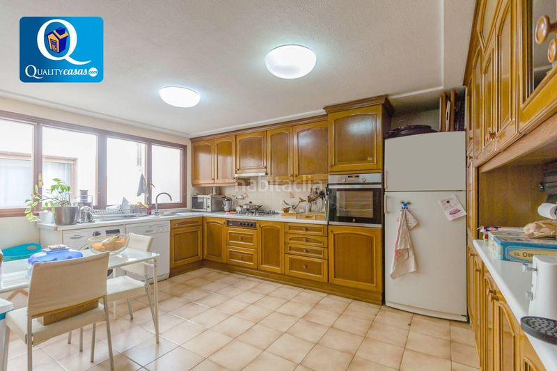 Foto 127b4ad9-ee30-4da1-bd5c-41596b2e359b. Apartament amb calefacció aparcament a Casco Antiguo - Sta. Cruz - Ayuntamiento Alicante