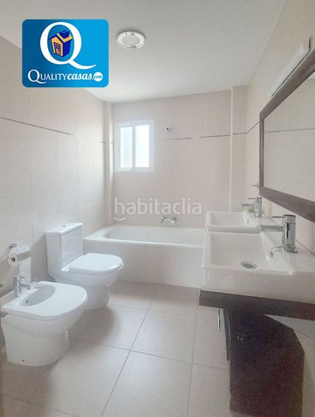 Foto 07561f94-2f35-4c16-a272-3e7b63995713. Casa amb calefacció aparcament a Busot