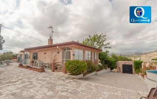Chalet in Agost