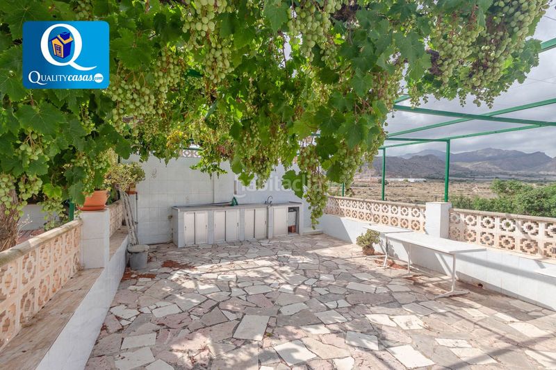 Foto 52b252b7-d00f-4205-af30-8f0819396d64. Casa amb aparcament a Agost