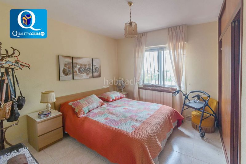 Foto 6d14631d-72b8-4e56-9345-6d0dbeef183d. Casa amb aparcament a Agost