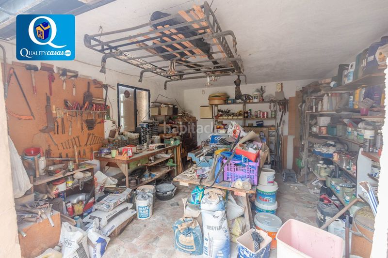 Foto d041f62f-2e3e-4f8e-86a2-cd5e5a934259. Casa amb aparcament a Agost