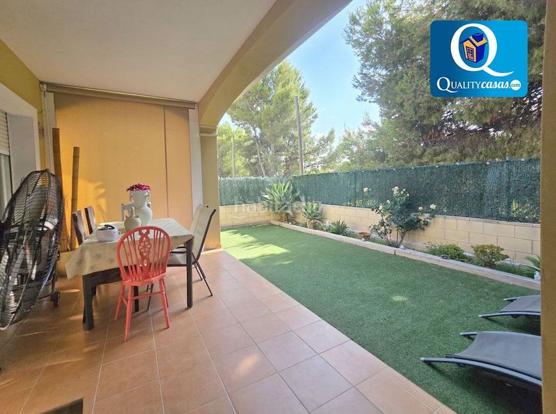 Foto 27a2570f-1ae7-4684-bf2f-41a50dfe3af0. Casa amb piscina a Bonalba-Cotoveta Mutxamel