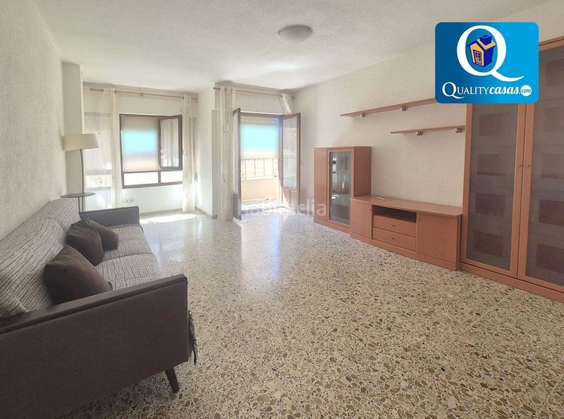 Foto b2c317b0-7f86-43c6-ae68-053ee62a49db. Pis a Centro Mutxamel