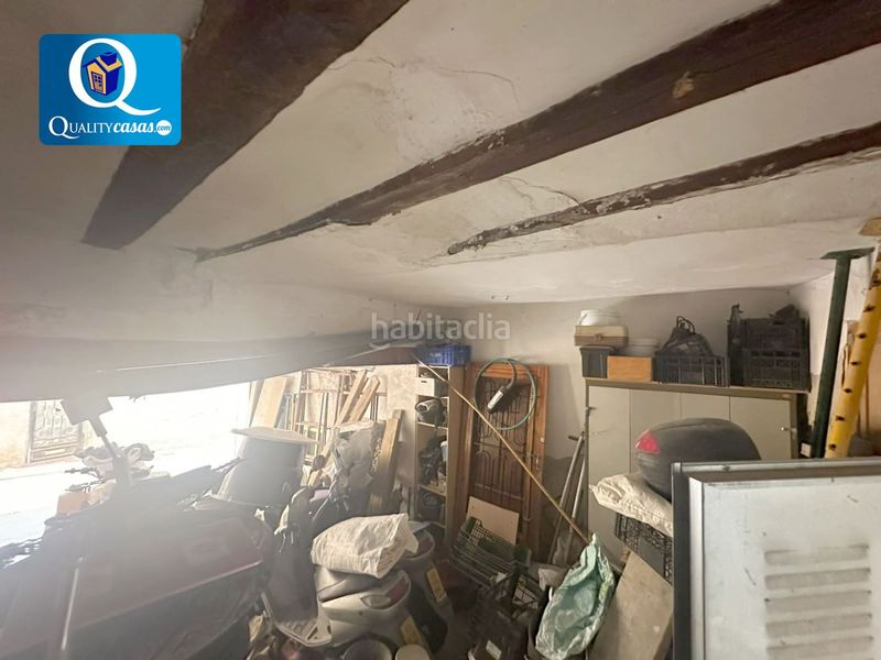 Foto 8c8b2fc2-f7ac-49a7-a296-e4f2006df02c. Casa amb aparcament a Xixona