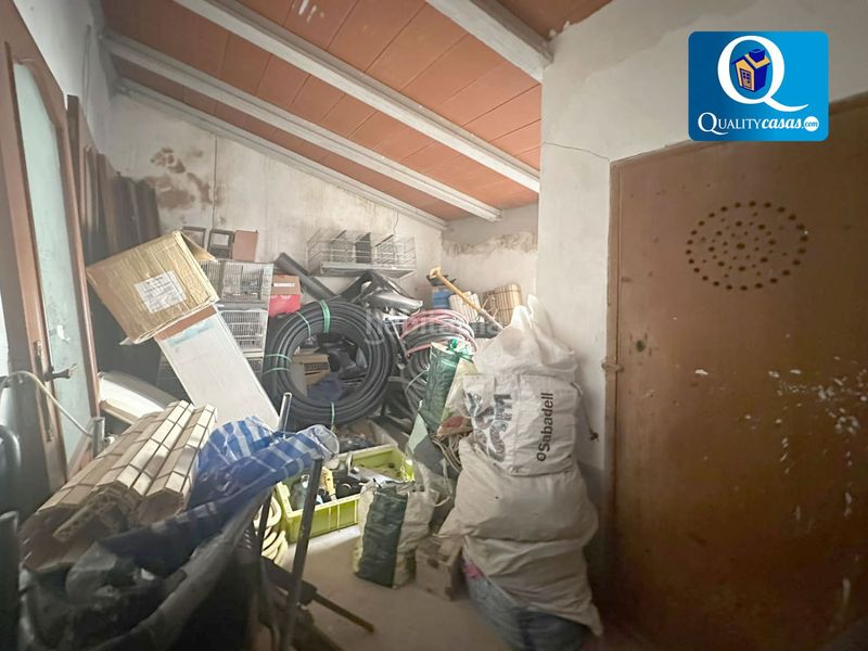 Foto c754f89e-a4ac-4ecc-a295-90e45754c7ae. Casa amb aparcament a Xixona