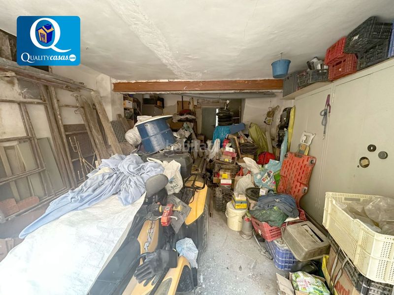 Foto fe967314-158c-4ad7-a030-b4b29a7016cc. Casa amb aparcament a Xixona