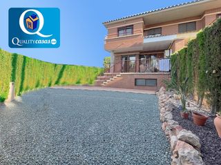 Casa in Almajada-Ravel. Bungalow en venta en la almajada, 4 dormitorios.