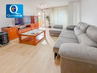 Etagenwohnung en Centro. Piso en venta en centro, 4 dormitorios.