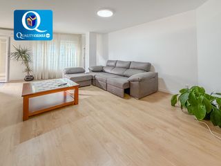 Apartamento en Centro. Apartamento en venta en centro, 4 dormitorios.