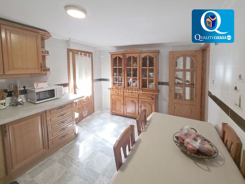 Foto afaaf54a-d57a-4094-8a4a-36d95481aca9. Casa a Xixona