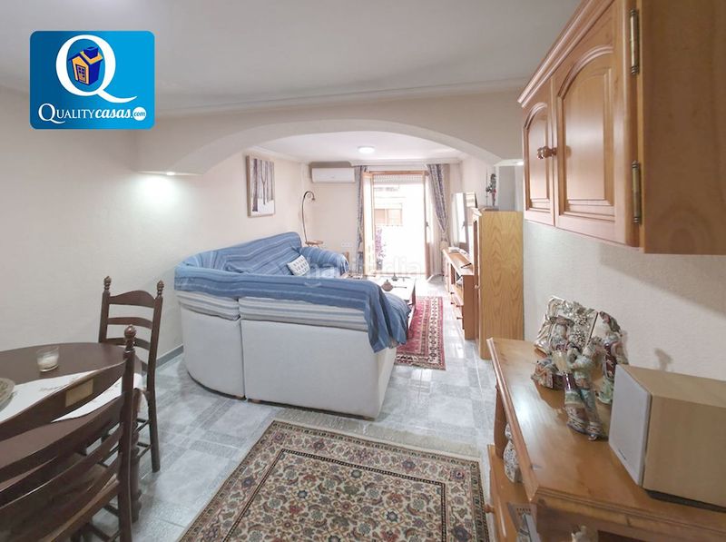 Foto f5bcebf2-6b6a-448f-bcc0-1fe5b35e51ca. Casa a Xixona