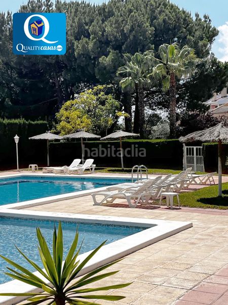 Foto 5457eb8d-cb23-4fad-83a1-da8115872dfd. Casa amb calefacció aparcament piscina a Petrer
