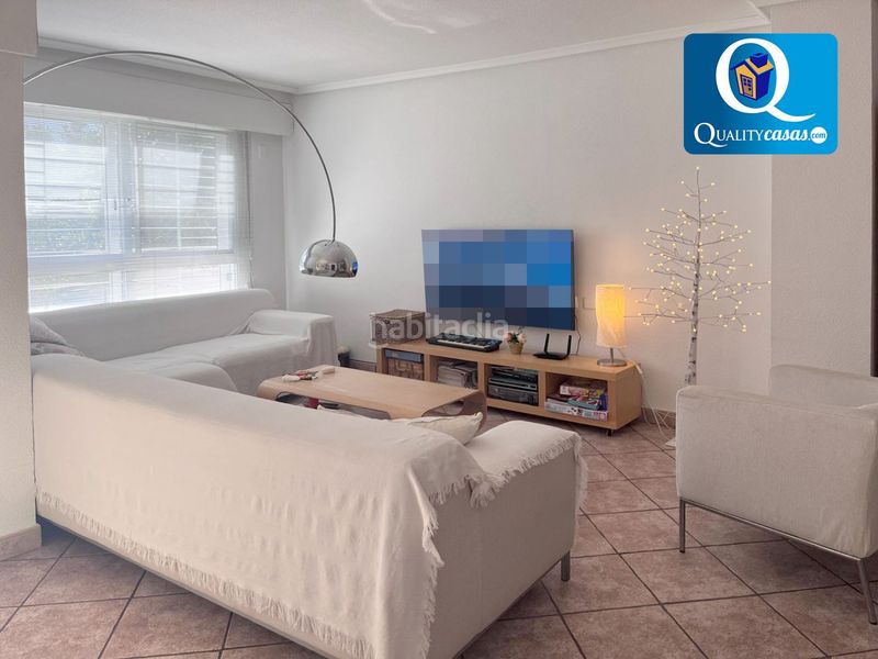 Foto a8ffe3fc-e8df-4664-8c11-e520b59ef275. Casa amb calefacció aparcament piscina a Petrer