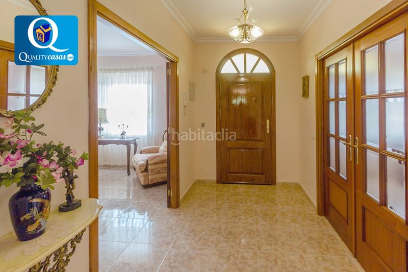 Foto f8594629-3fb6-44c3-8dea-735f9ec8c8dc. Xalet amb calefacció aparcament a Coloma Nucia (la)