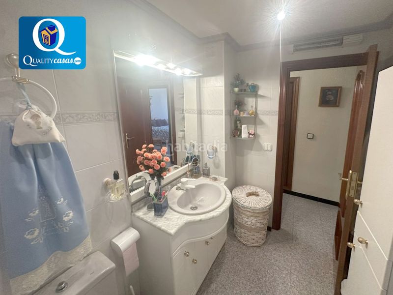 Foto 68c84295-0435-43fd-91ca-7993564563b4. Pis a Xixona
