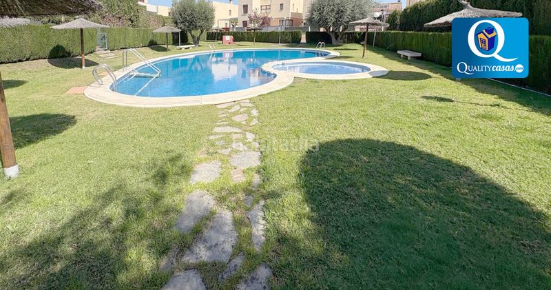 Foto bb64acda-2c17-4c70-b215-7ac6aea9e2d6. Xalet amb calefacció aparcament piscina a Almajada-Ravel Mutxamel