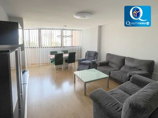 Rent Flat in Cabo de las Huertas. Piso en alquiler en albufereta, 3 dormitorios.