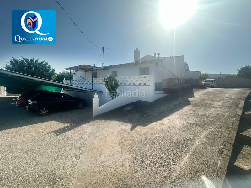 Foto 05797486-fe5b-4a47-9fd9-d34d7450c7cc. Xalet amb calefacció aparcament a Xixona