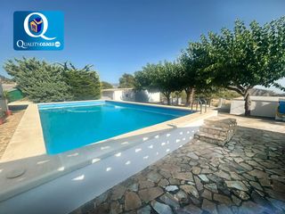 Chalet à Xixona. Chalet en venta en jijonaxixona, 3 dormitorios.
