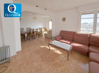 Pis a Plaza de Toros-Avenida Chapí-Trinquete. Piso en venta en elda, 2 dormitorios.