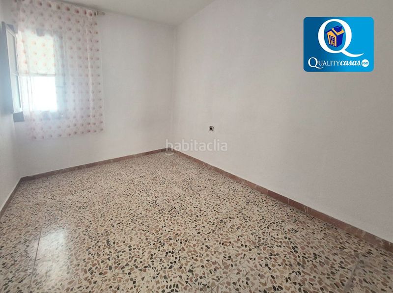 Foto d76ace00-5c7a-43c3-8cd6-9de72d2b3c28. Pis a Florida Alta Alicante