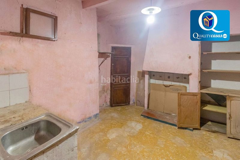 Foto 16695a3d-cd92-4dc7-9ae7-ba1e3d0e5672. Casa a Xixona