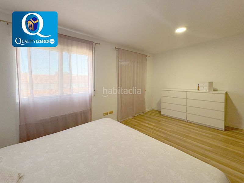 Foto 43f860dd-fe38-4b0c-b8a3-e2ba2d271ffb. Casa con riscaldamento piscina in Parque Lo Torrent Sant Vicent del Raspeig