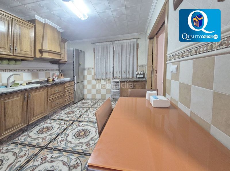 Foto 0c55cc79-6795-4da8-ad11-7e445c60c5c6. Casa amb aparcament a Centro Mutxamel