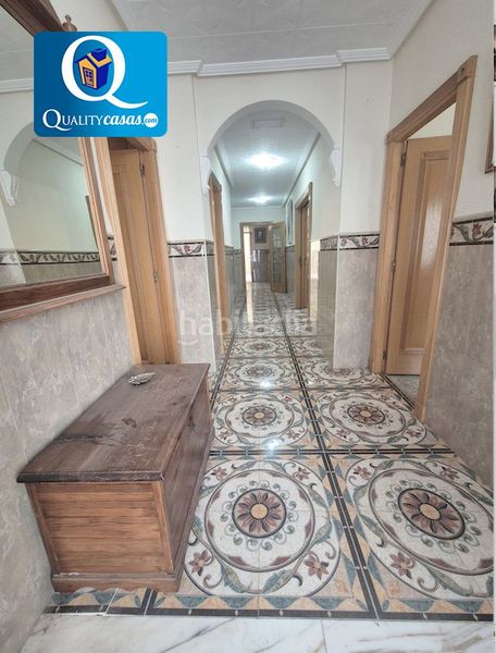 Foto 2811115e-13fd-4077-9132-fd02ff5fb4be. Casa amb aparcament a Centro Mutxamel