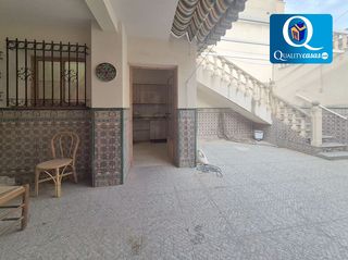 Maison à Centro. Casa en venta en centro, 4 dormitorios.