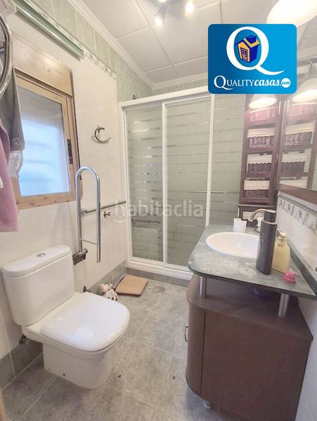 Foto fc1baa9d-cbb8-4cb7-b997-a1c28ebcfbad. Casa amb aparcament a Centro Mutxamel