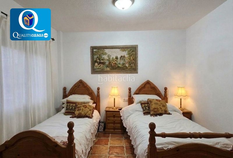 Foto 89dc9c59-aaa8-4768-b28d-61b946aaa0e8. Casa amb aparcament a Castalla