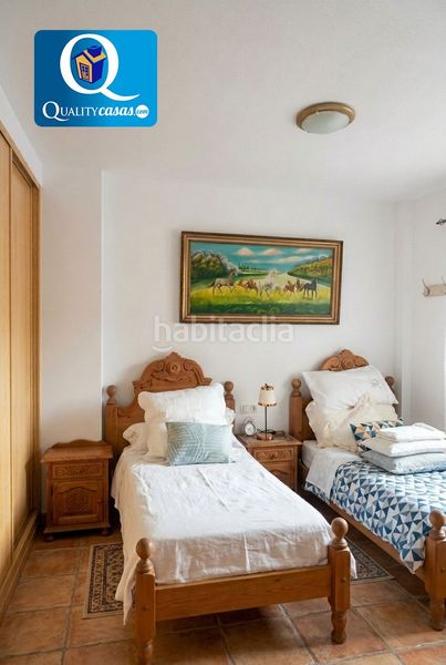 Foto fd57ea54-a974-4f09-8427-aa5d89410e46. Casa amb aparcament a Castalla