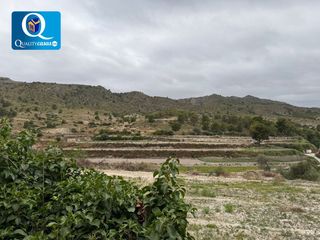 Terreno residencial en Xixona. Parc. rúst. en venta en monnegre.