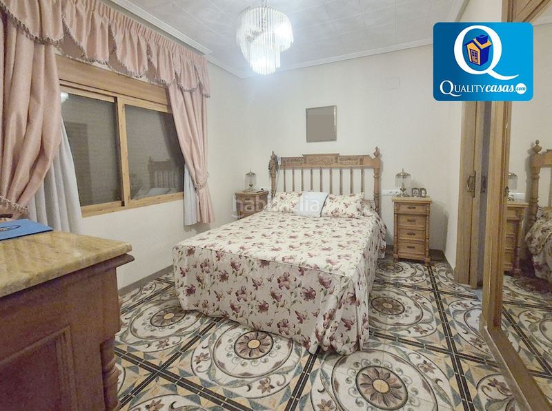 Foto 3de984a2-c957-411f-b996-3eee54dab1cc. Casa amb aparcament a Centro Mutxamel