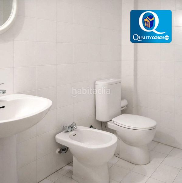 Foto c078f6a1-32fc-4acd-970f-74734c8ad63a. Apartament amb aparcament piscina a Pueblo Español-Coveta Fumá Campello (el)