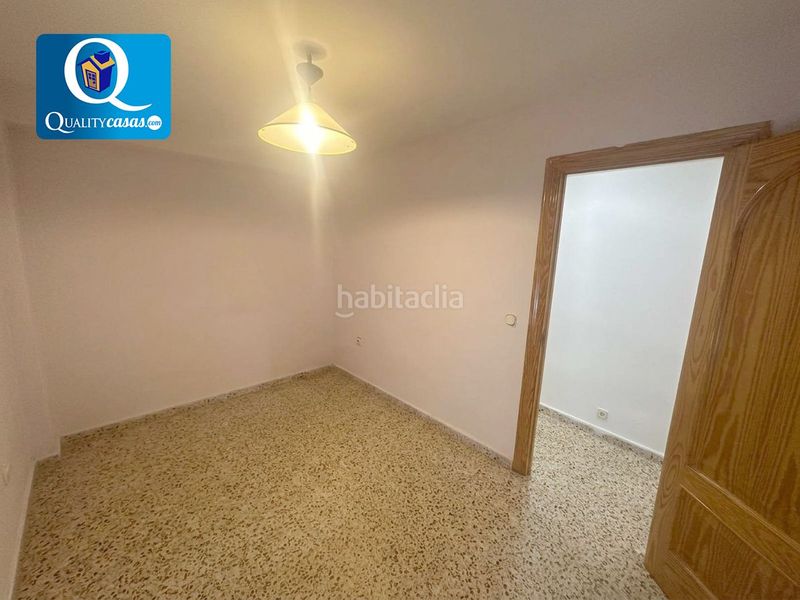Foto 55f3ead1-a282-4f6f-ad05-434e45eb40e8. Pis a Xixona