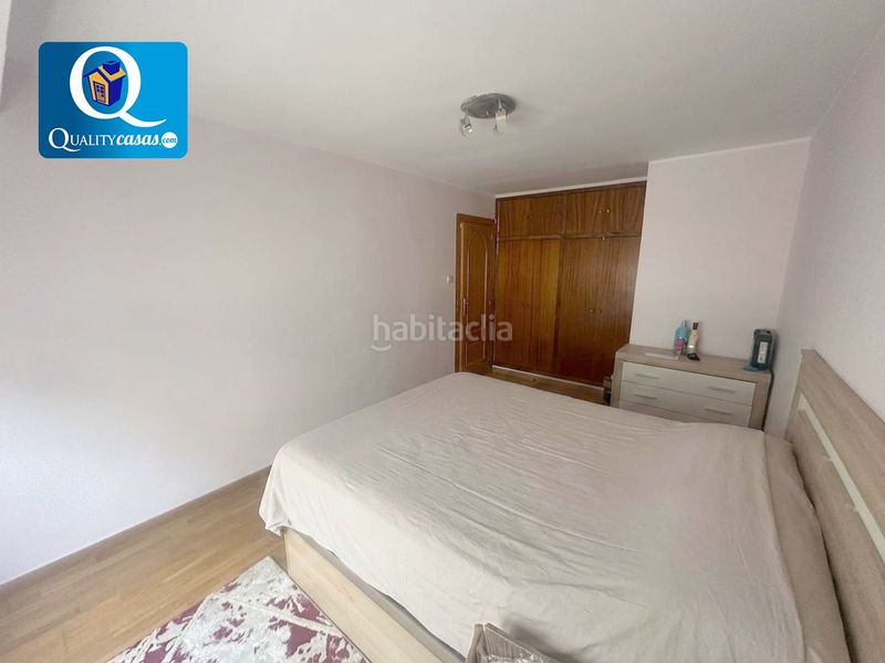 Foto 9cd33b8b-c887-4fa8-8828-9dcc55ac0c3f. Pis a Xixona