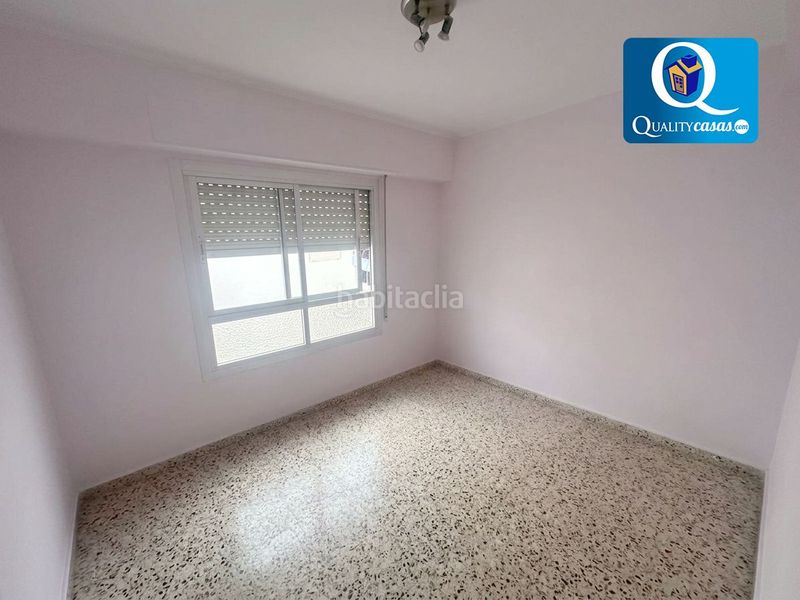 Foto ab9aefbc-e6e4-46d4-8636-87f34fe4c828. Pis a Xixona