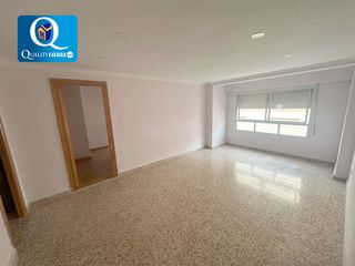 Apartament a Xixona. Apartamento en venta en jijonaxixona, 4 dormitorios.