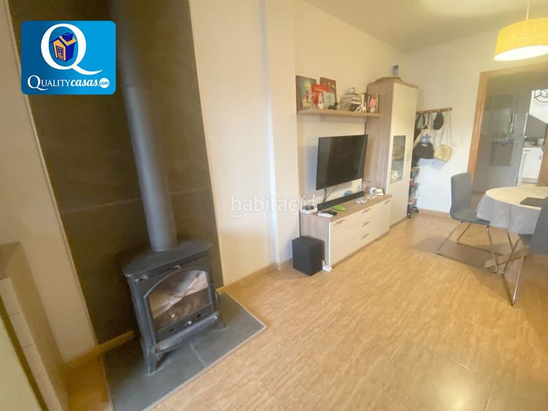 Foto b22f0fb8-e156-4c50-8c69-85fa99829308. Casa amb piscina a Castalla