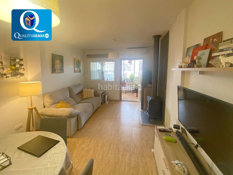 Foto ead1e052-26c4-4178-8967-4892fb4790d5. Casa amb piscina a Castalla