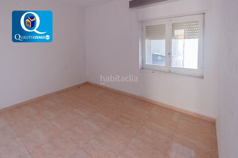 Foto 05e3c1c3-d54c-42e7-a8d9-f9e426297540. Casa amb aparcament a Agost