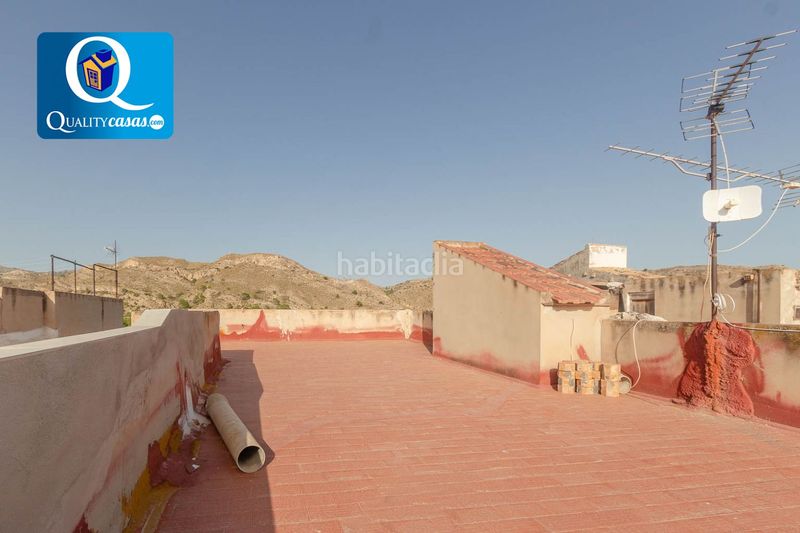Foto 62c2662e-1a5c-4659-8ab0-55f3d5cbd807. Casa amb aparcament a Agost