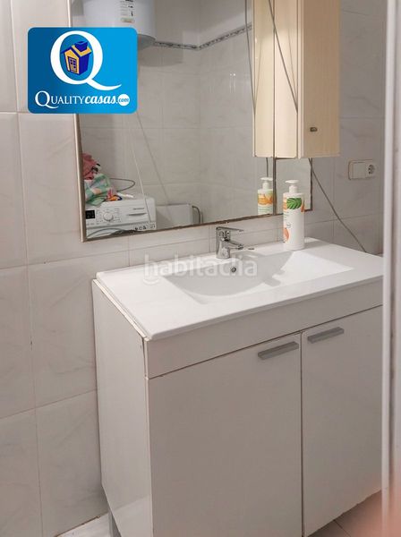 Foto f7414626-c67b-4c30-91b3-78cf3e4cbba3. Apartament amb aparcament a Playa Poniente Benidorm