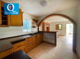 Chalet in Castalla. Chalet en venta en castalla, 3 dormitorios.