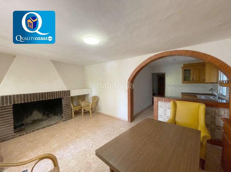 Foto 89476e8f-1244-401b-8bb6-e6b0940dacc5. Casa amb aparcament a Castalla