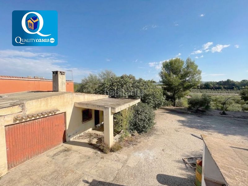 Foto f656db01-84f0-48c3-a8b2-49ec7556f94e. Casa amb aparcament a Castalla